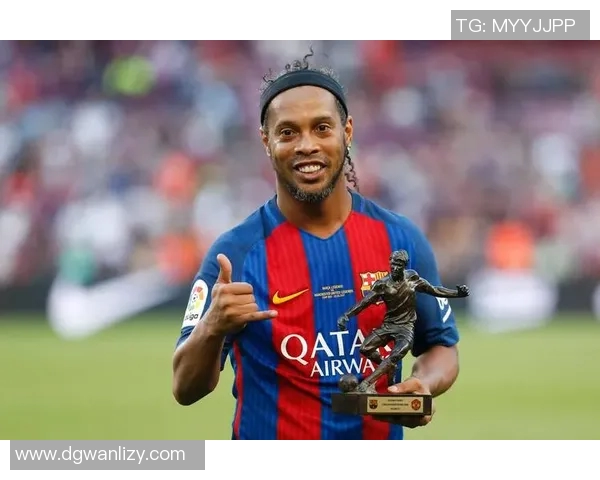 各种罗的足球明星们在绿茵场上的传奇故事与辉煌成就