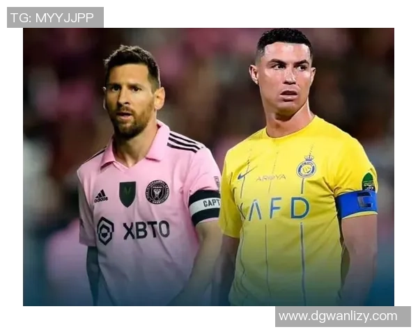 官方认证的足球明星背后的故事与成就揭秘