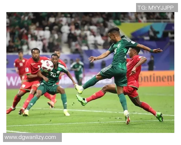 阿扬:从体育明星到足球巨星的辉煌之路与传奇故事